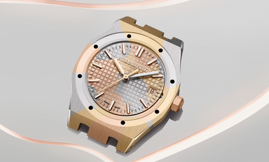 前所未有的工藝:AP愛(ài)彼多色迷彩金驚艷亮相-復(fù)刻表