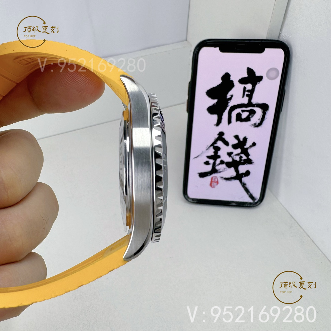 BLS廠百年靈超級海洋彩虹盤A17375211:2824機芯搭載的精致復刻-復刻表